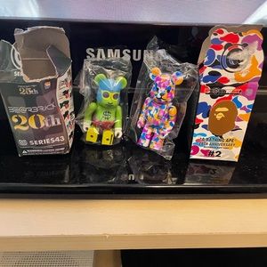 Bape be@rbrick camo AND 43 series $
